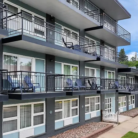 Clarion Pointe Rhinelander Downtown-3